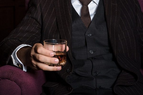 How Whisky is Surpassing Wine as an Investment Option in 2020